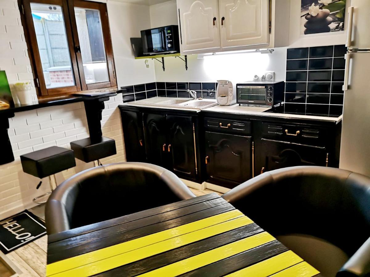 Domaine Des Deux A Lägenhet Margny-sur-Matz Exteriör bild